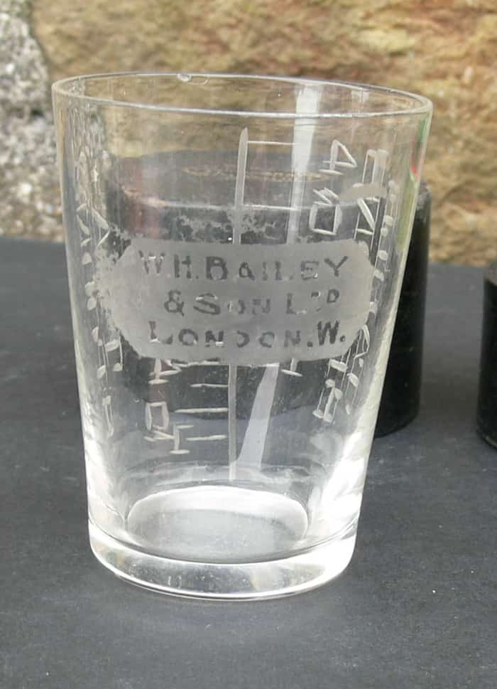 W.H.Bailey & Sons Maxim & Minim Apothecary Measures